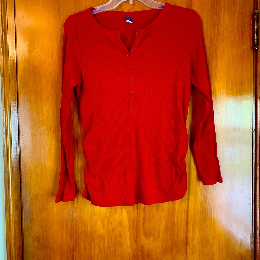 Old navy maternity long sleeve